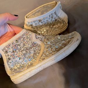 Boutique Bedazzled& Lace White Sneakers size 6